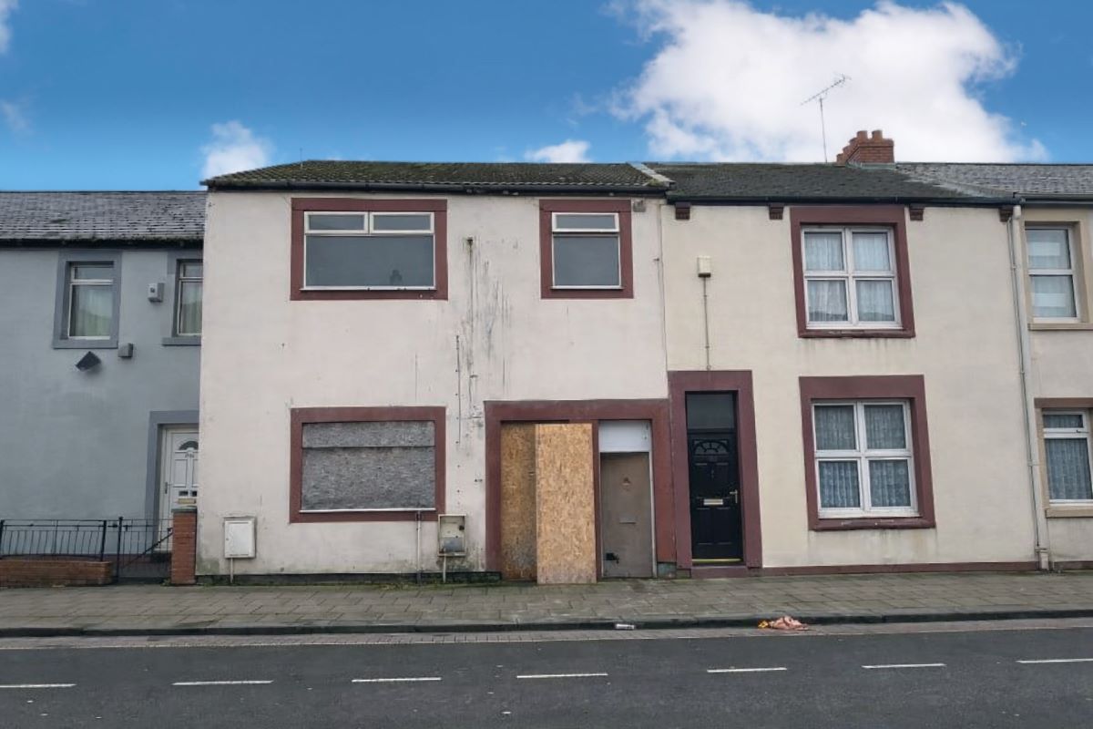 A mid terraced property converted into 2 self contained flats in Hartlepool