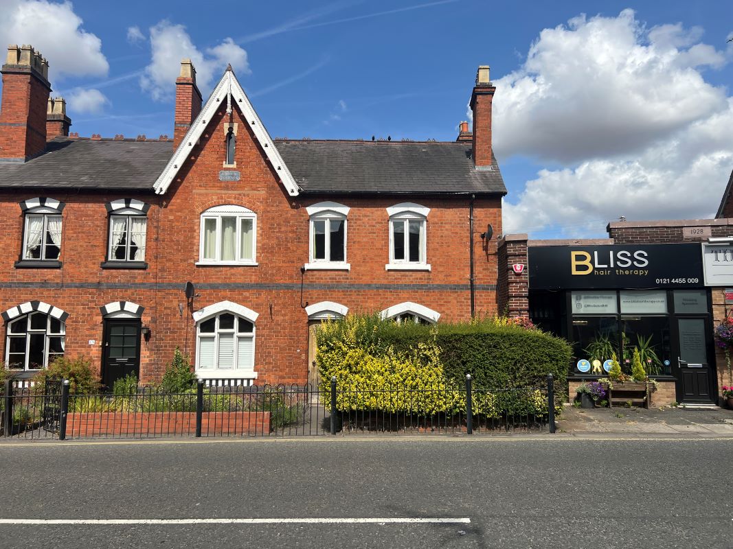 4 bedroom mid terraced property in Alvechurch 