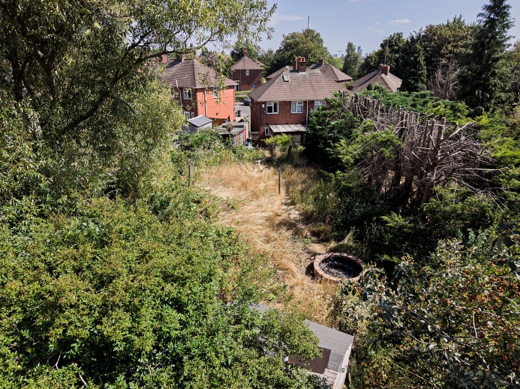 3 bedroom semi detached house in Birmingham