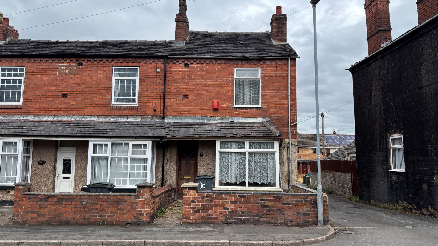 3 bedroom end terraced in Stoke On Trent