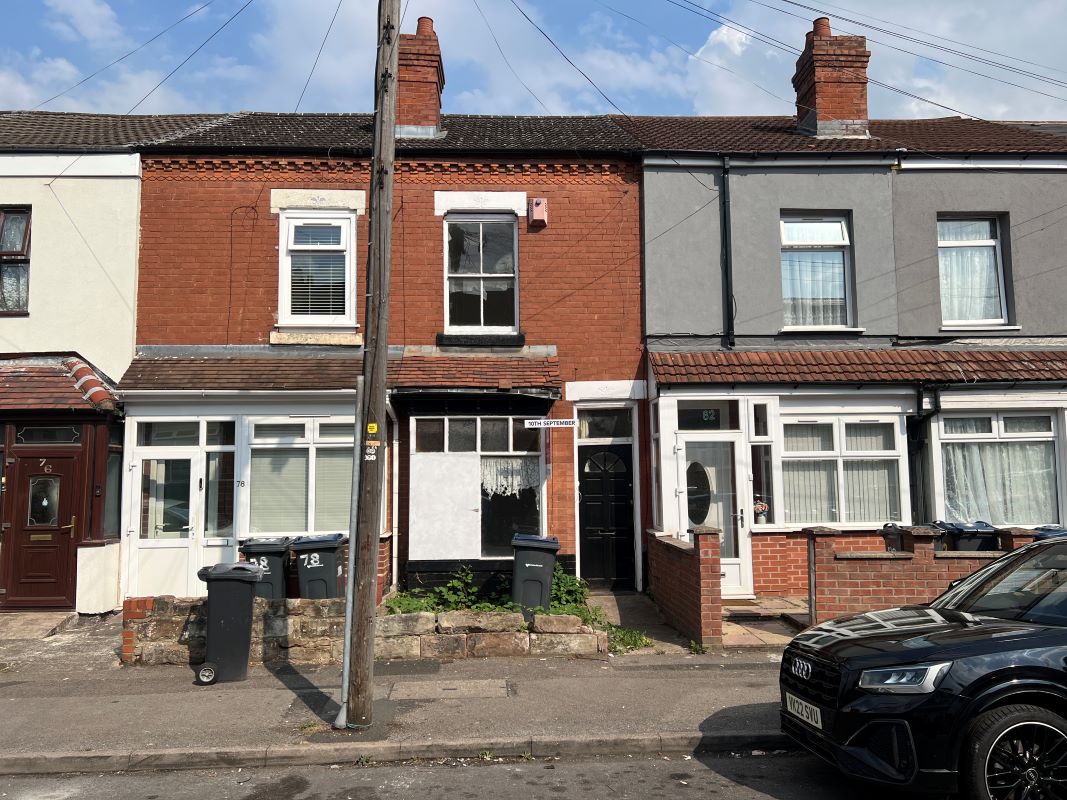 2 bedroom mid terraced house in Sparkhill