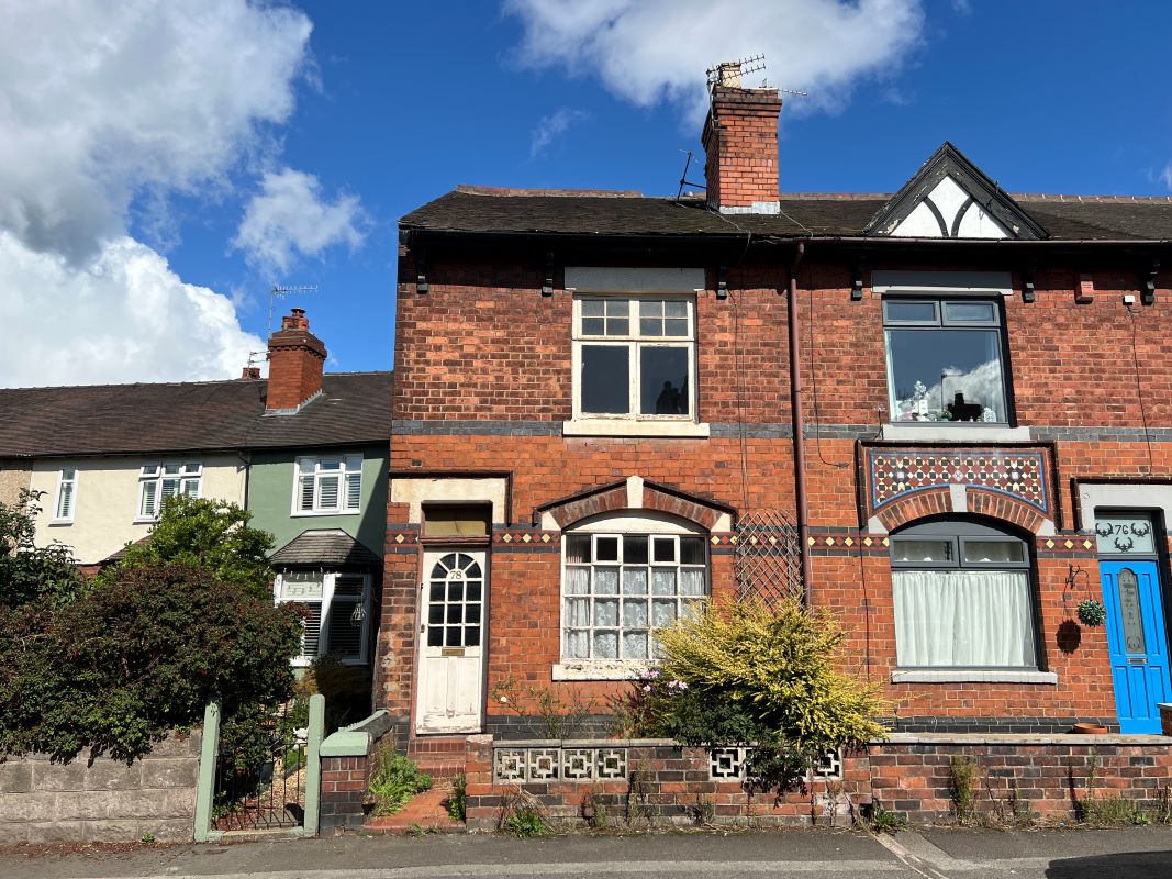 2 bedroom end terraced property in Newcastle-under-Lyme
