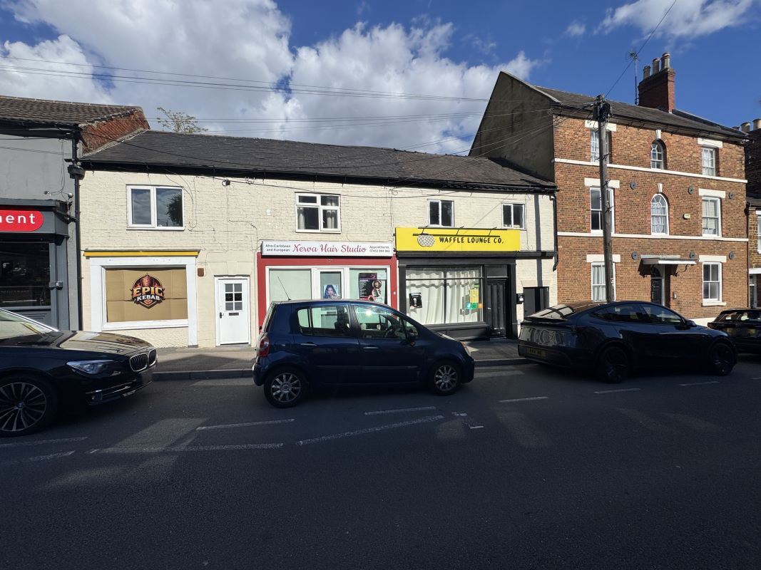 First floor studio flat in Wellingborough