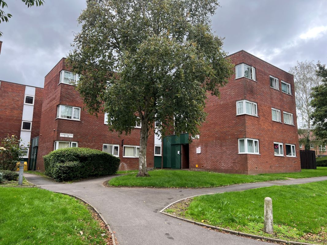 1 bedroom flat in Tipton