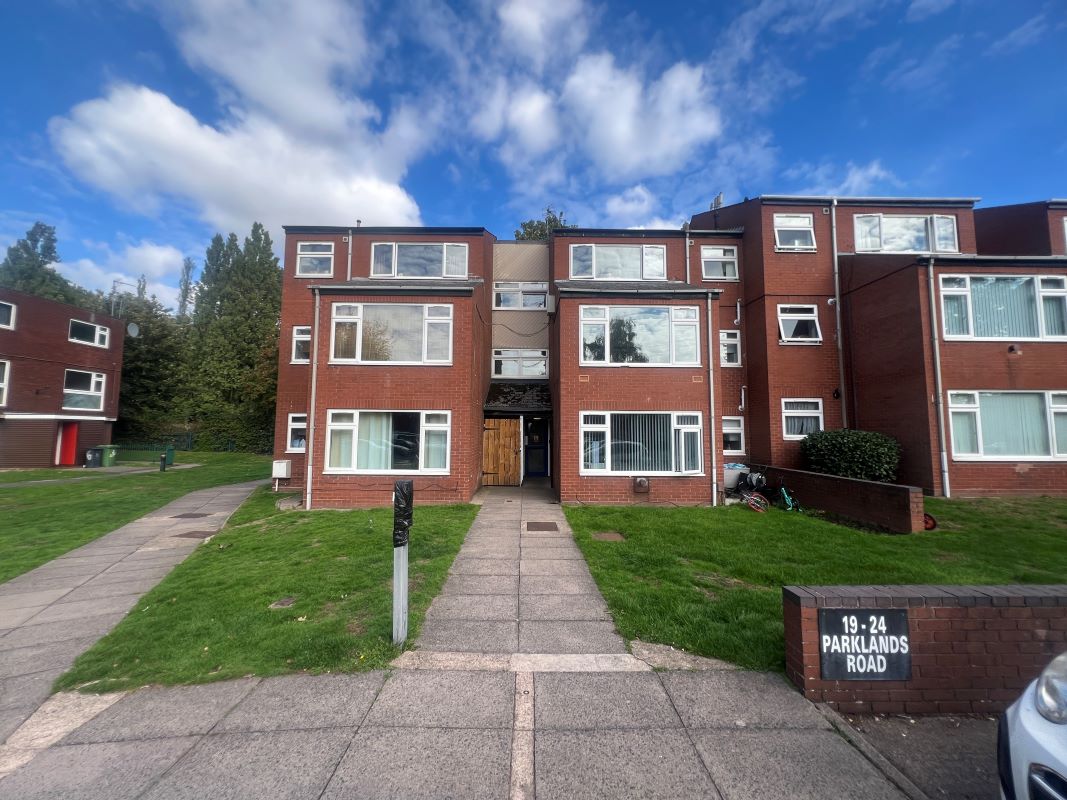 2 bedroom flat in Wednesbury
