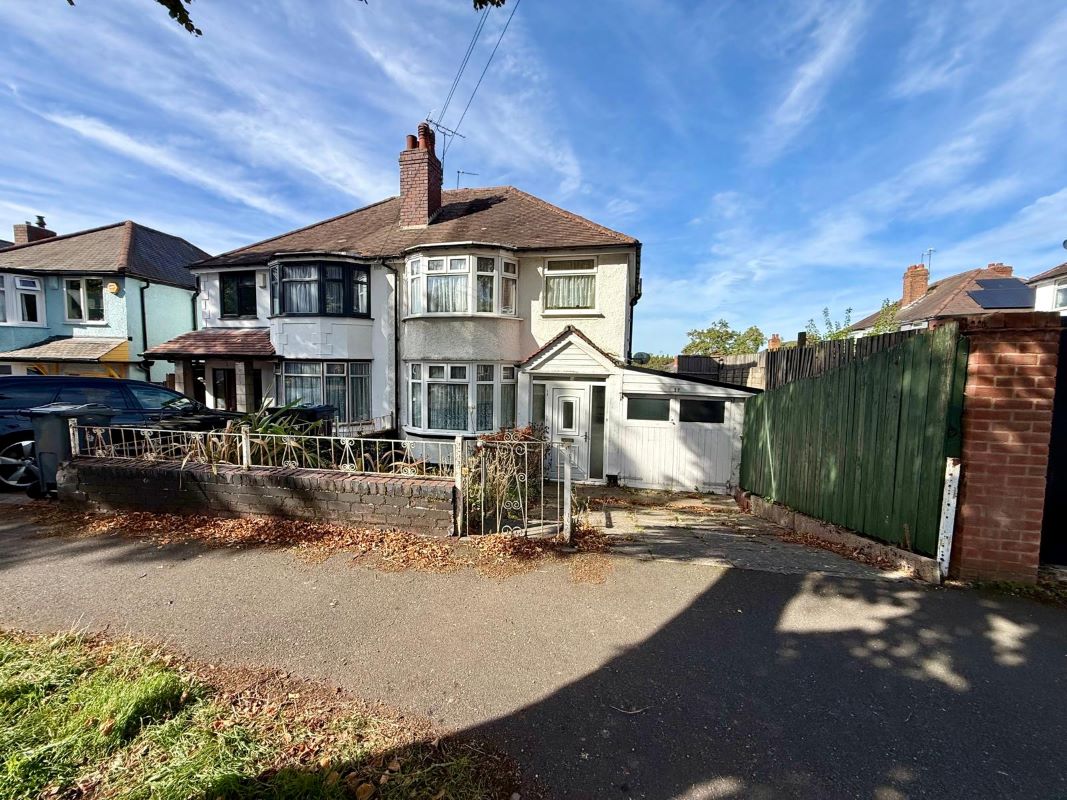 3 bedroom semi detached property in Erdington