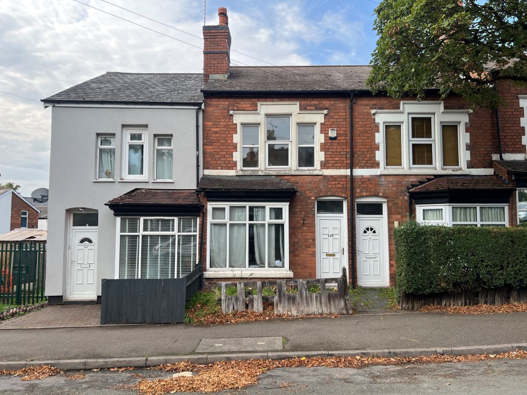 3 bedroom mid terraced house in Erdington