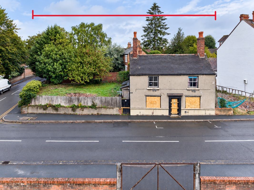 4 bedroom detached property in Telford