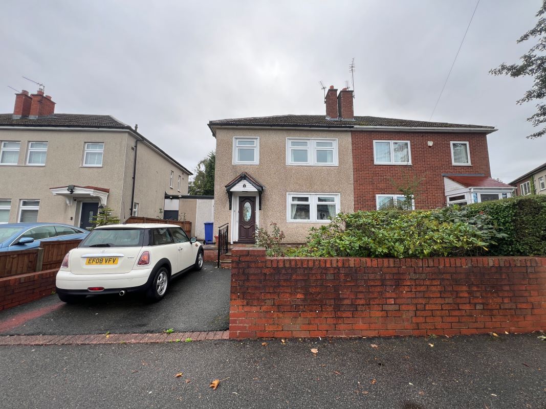 3 bedroom semi detached property in Sedgley