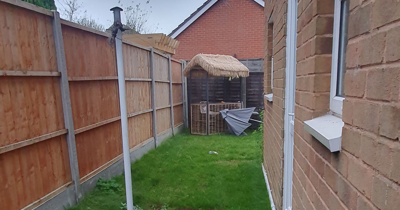 11 Farm Close, Codsall, Wolverhampton, West Midlands, WV8 1JU