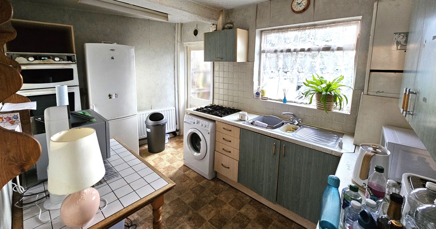 21 Hollydale Road, Erdington, Birmingham, B24 9LP