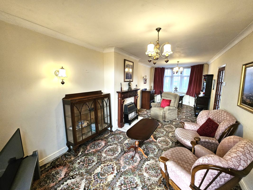 21 Hollydale Road, Erdington, Birmingham, B24 9LP