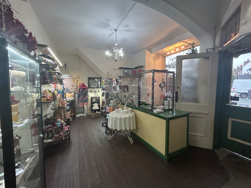 68 & 68A Three Shires Oak Road, Bearwood, Smethwick, West Midlands, B67 5BY