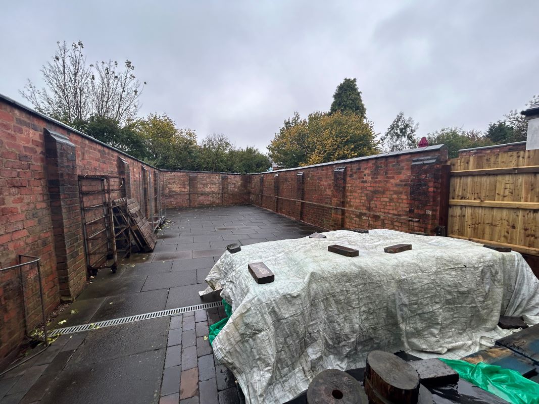 68 & 68A Three Shires Oak Road, Bearwood, Smethwick, West Midlands, B67 5BY