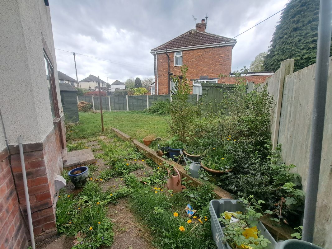 8 Thorneycroft Road, Bilston, West Midlands, WV14 8LT