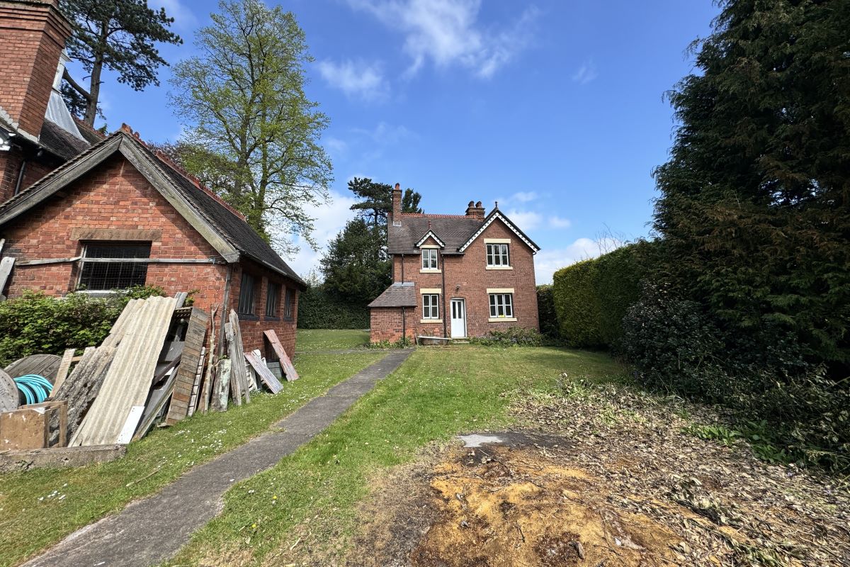 Garden Cottage (Plot 5), adj. Rokholt,, 121 New Penkridge Road, Cannock, Staffs, WS11 1HN