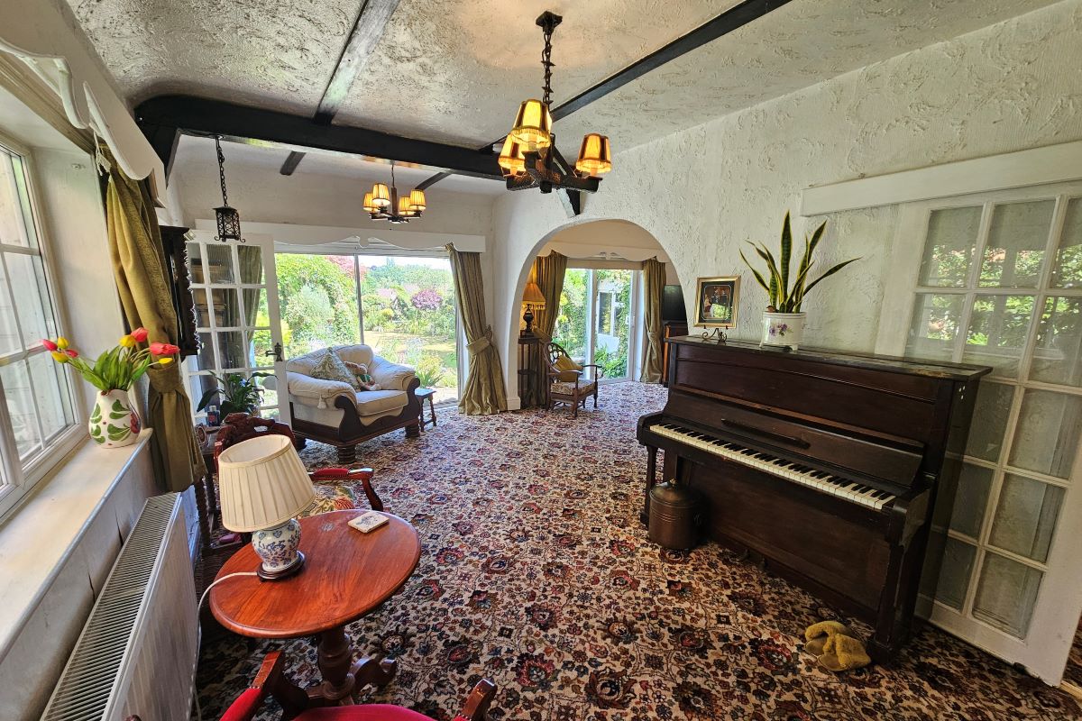 94 Swanshurst Lane, Moseley, Birmingham, West Midlands, B13 0AL