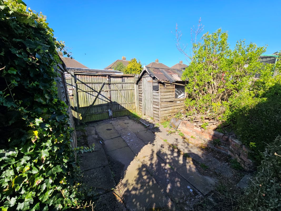 56 Amblecote Avenue, Great Barr, Birmingham, West Midlands, B44 9AL