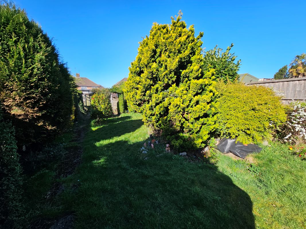 56 Amblecote Avenue, Great Barr, Birmingham, West Midlands, B44 9AL