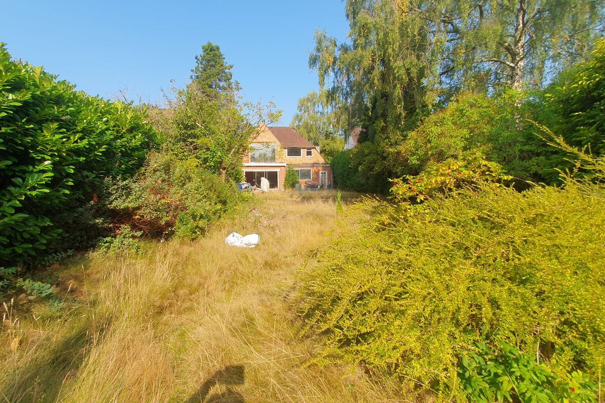 88 Rosemary Hill Road, Sutton Coldfield, West Midlands, B74 4HH