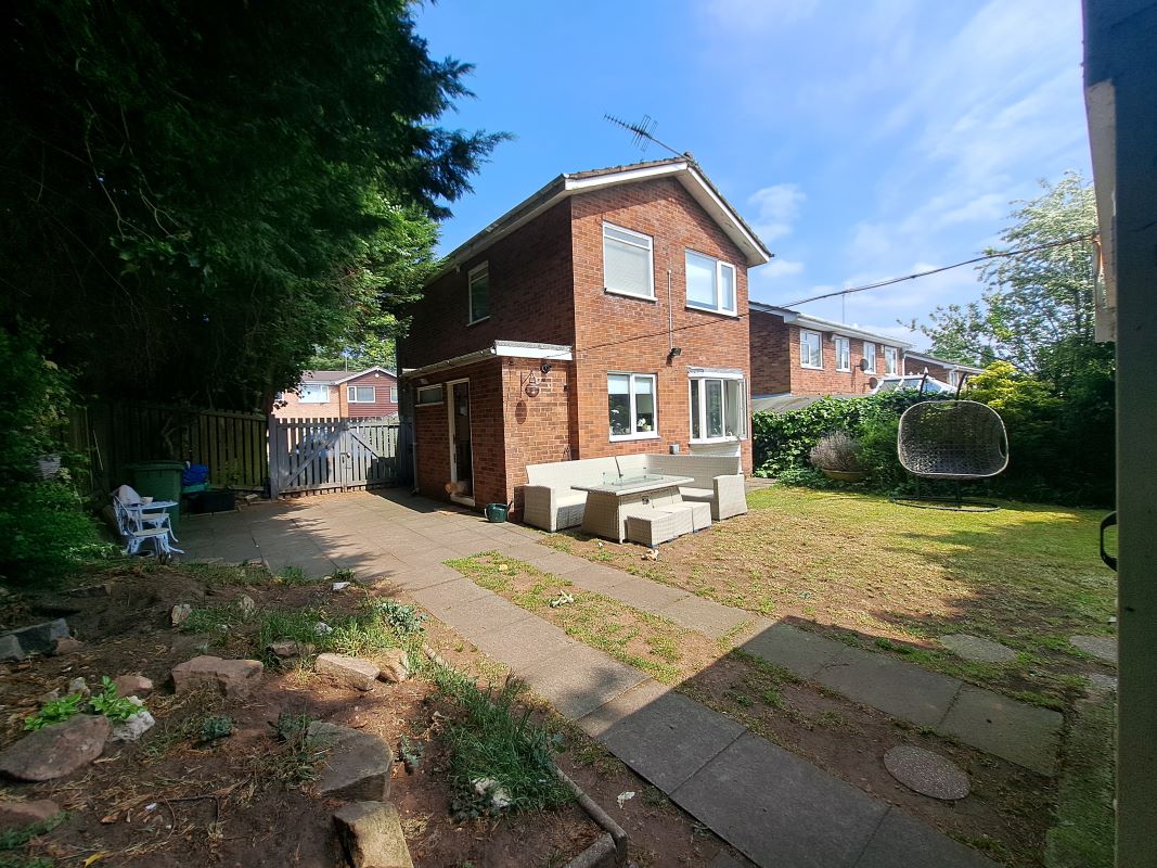 1 Orwell Close, Stourbridge, West Midlands, DY8 3JS