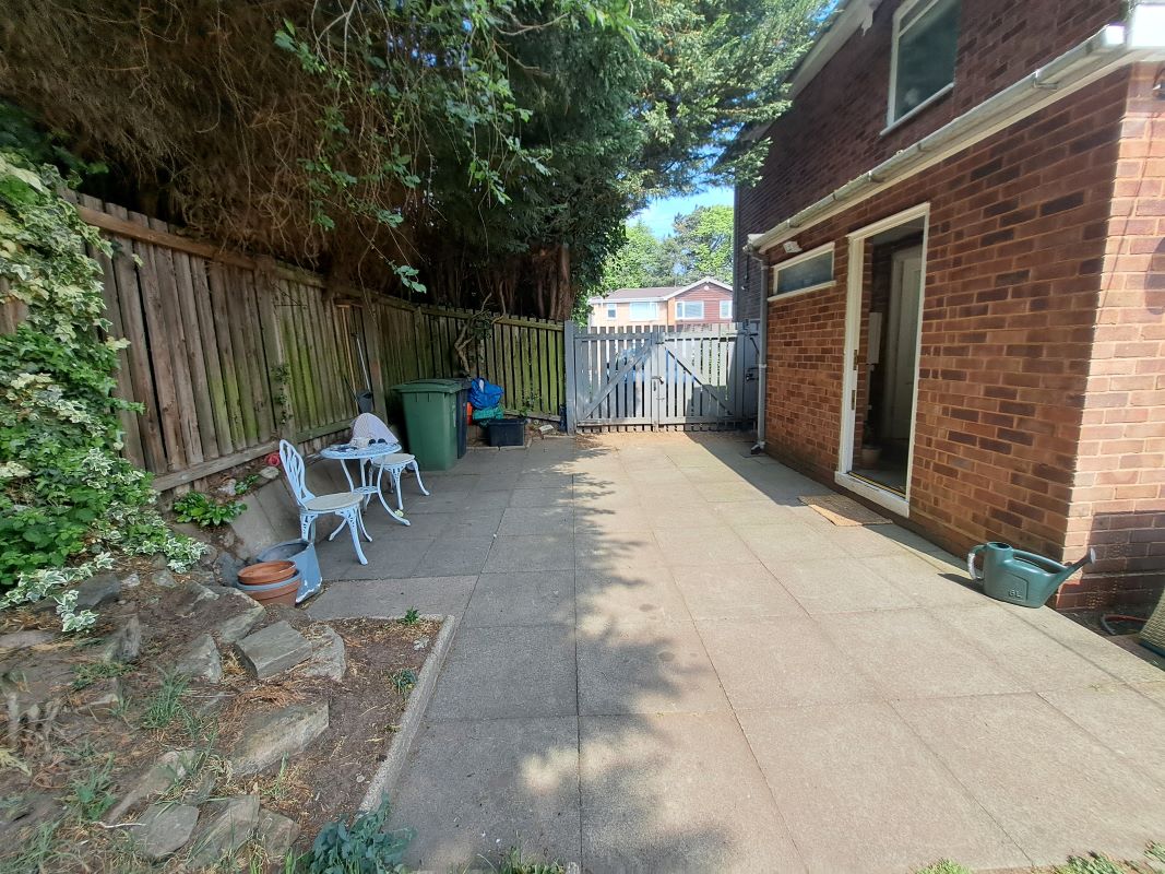 1 Orwell Close, Stourbridge, West Midlands, DY8 3JS