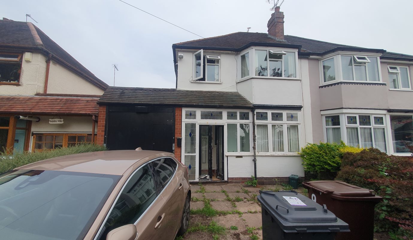 9 Eccleshall Avenue, Wolverhampton, West Midlands, WV10 6TN