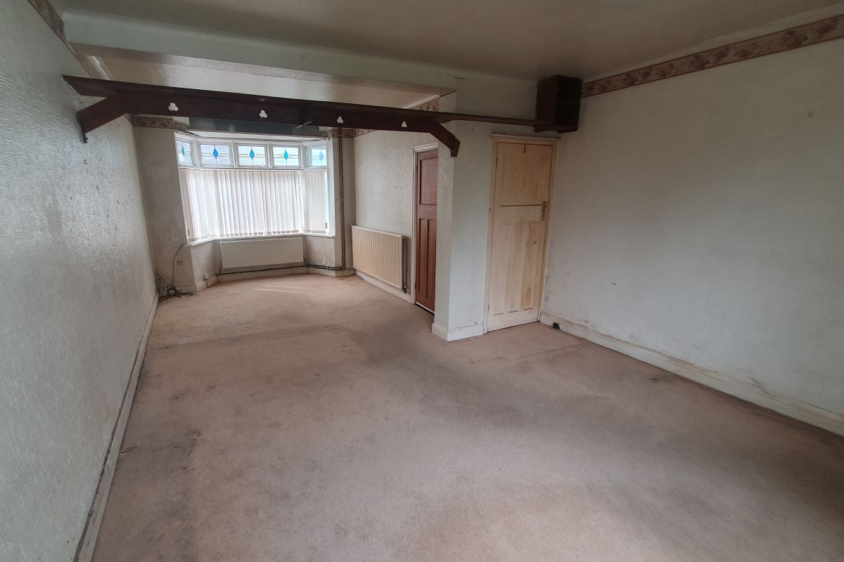 9 Eccleshall Avenue, Wolverhampton, West Midlands, WV10 6TN