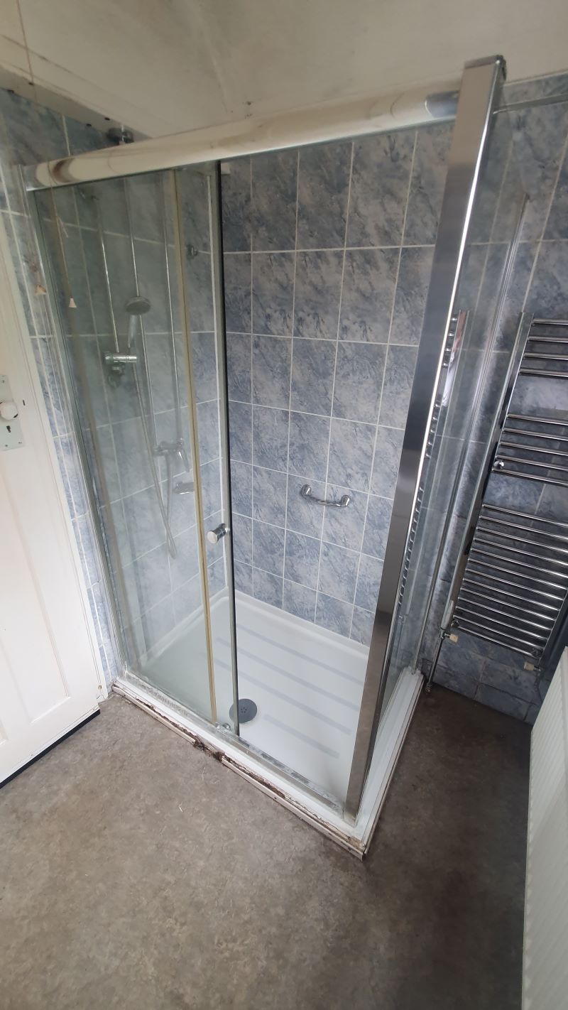 9 Eccleshall Avenue, Wolverhampton, West Midlands, WV10 6TN