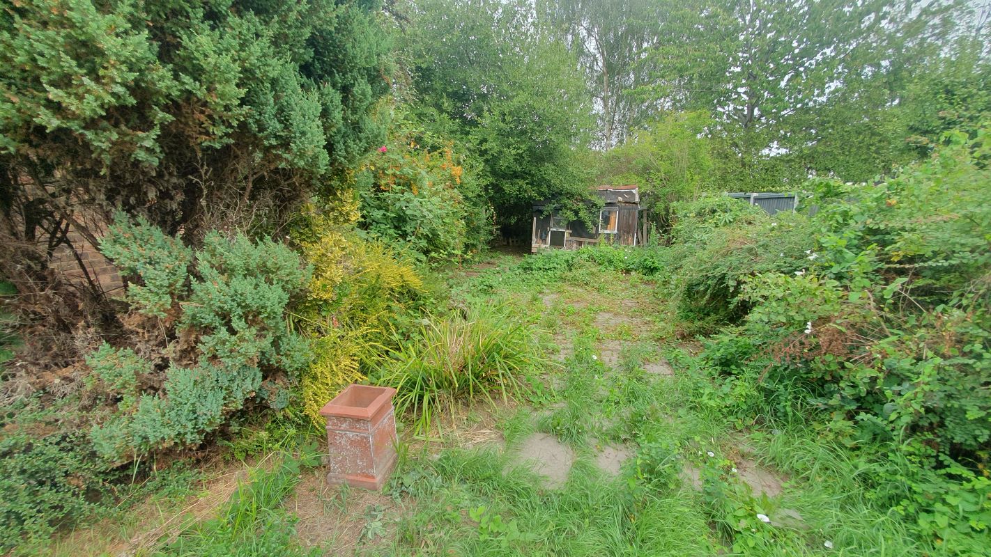 9 Eccleshall Avenue, Wolverhampton, West Midlands, WV10 6TN