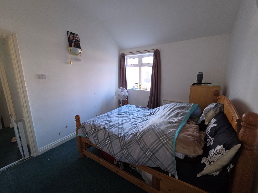 Long Leasehold Investment, 2 Bed Duplex Flat (999 Year Lease) (Rental of £10,800pa)