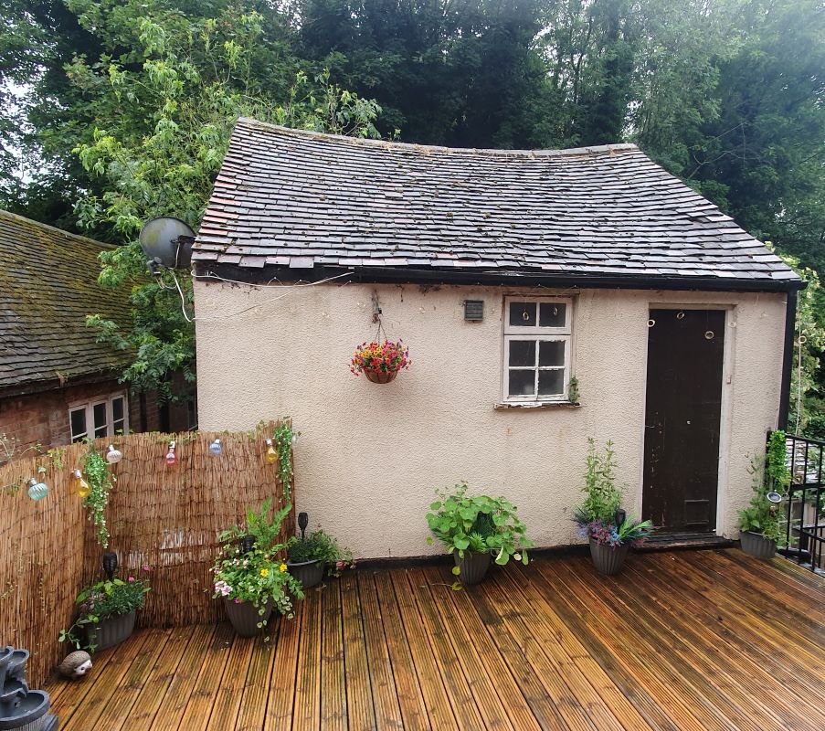 Freehold Vacant Investment Opportunity - Two Town Centre Flats