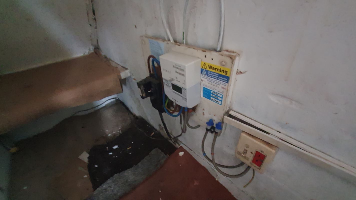 Freehold End Terraced House With Two Bedrooms