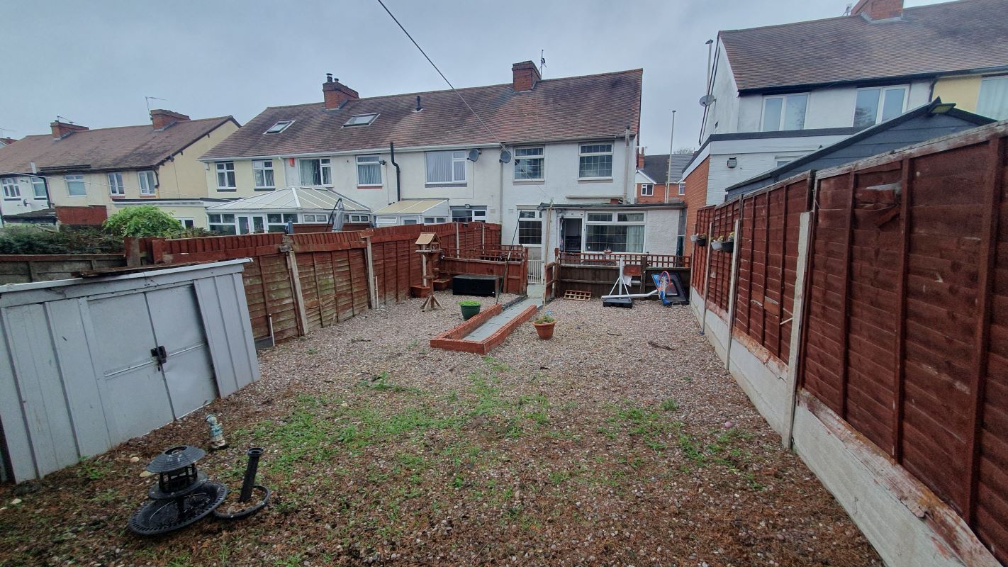 Freehold End Terraced House With Two Bedrooms