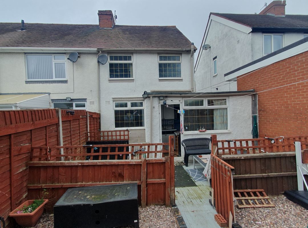 Freehold End Terraced House With Two Bedrooms