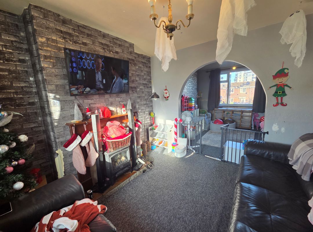 106 Throne Road, Rowley Regis, West Midlands, B65 9LB