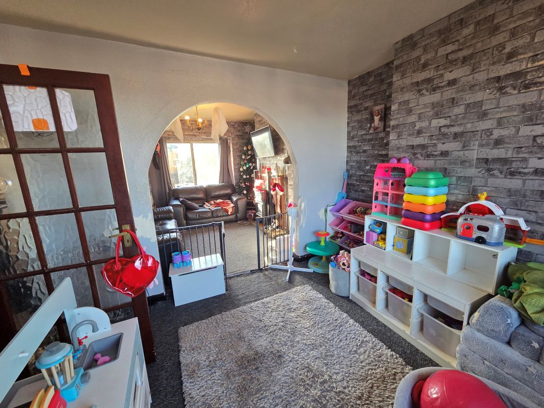 106 Throne Road, Rowley Regis, West Midlands, B65 9LB