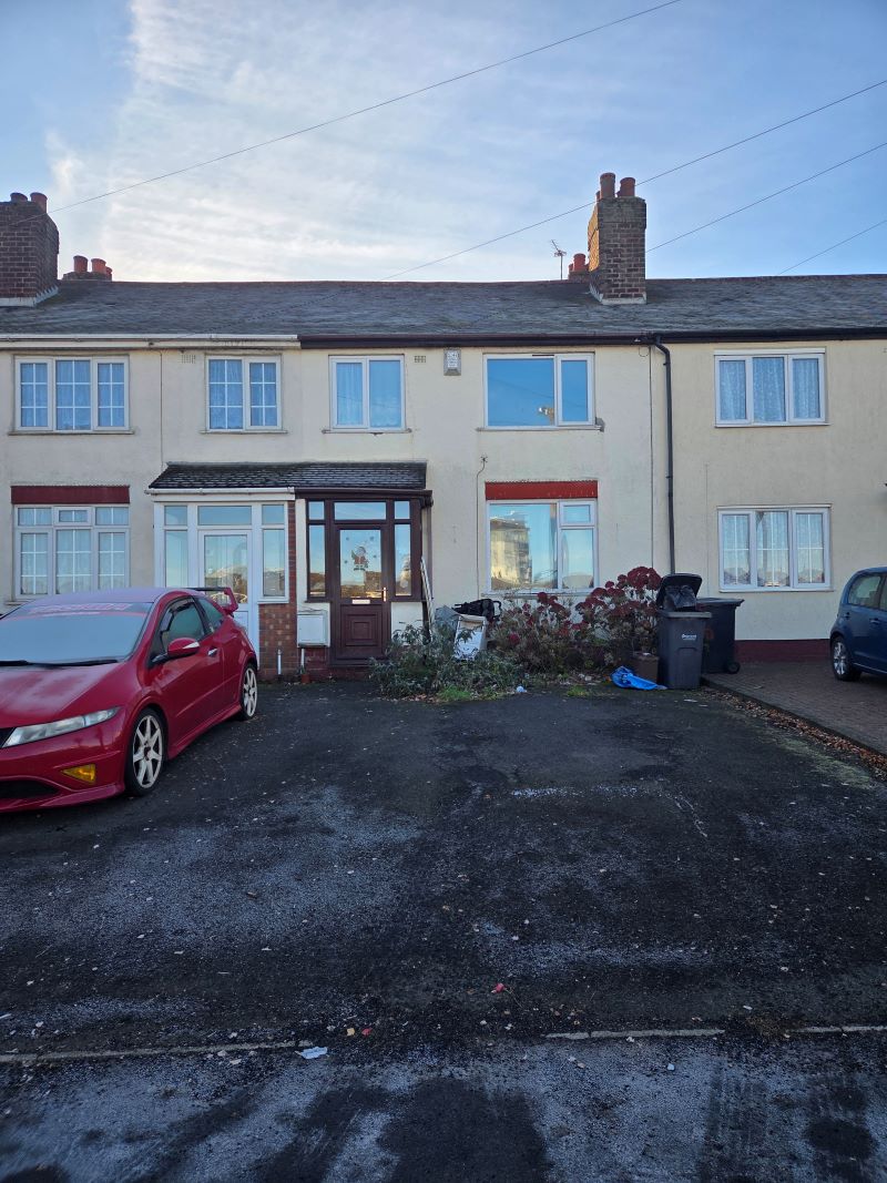 106 Throne Road, Rowley Regis, West Midlands, B65 9LB