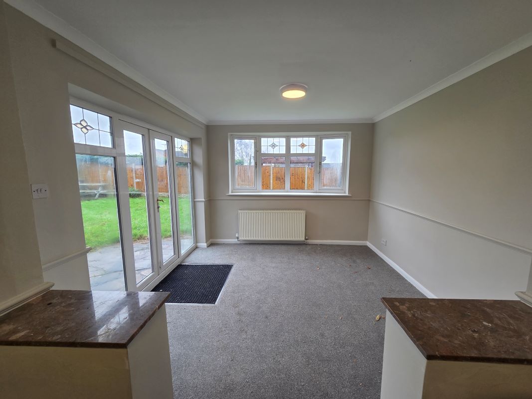 42 Queensway, Castle Donington, Derby, Derbyshire, DE74 2XQ