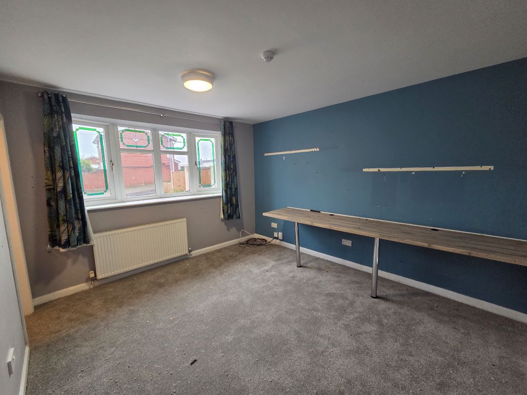 42 Queensway, Castle Donington, Derby, Derbyshire, DE74 2XQ