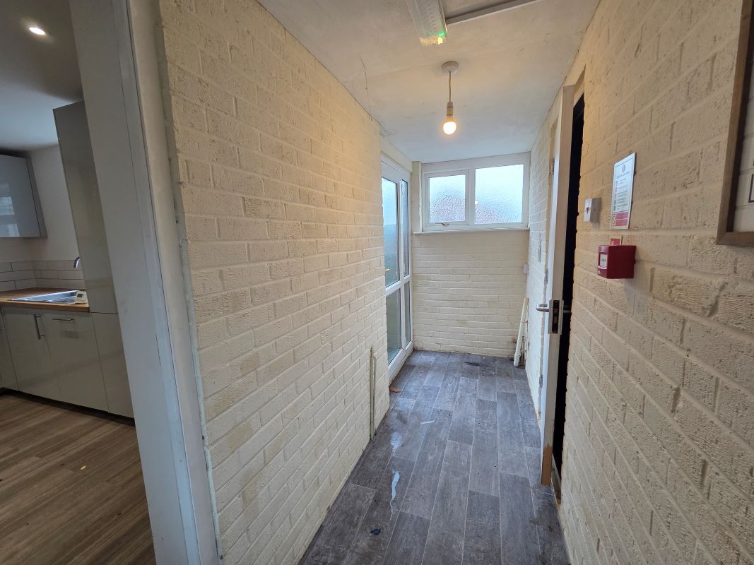 42 Queensway, Castle Donington, Derby, Derbyshire, DE74 2XQ