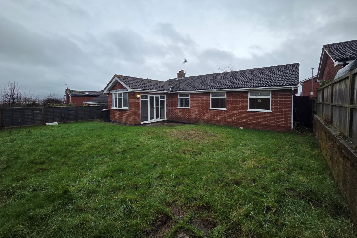 42 Queensway, Castle Donington, Derby, Derbyshire, DE74 2XQ