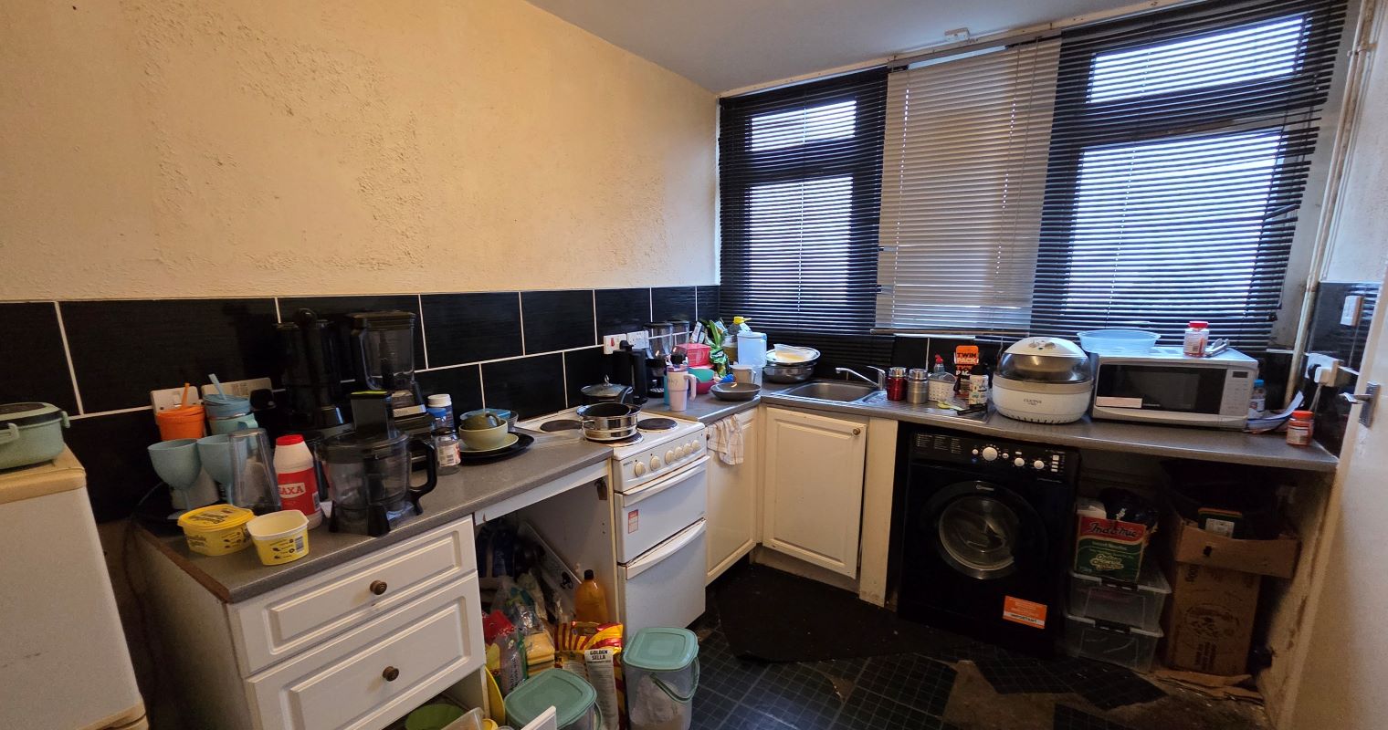 69 Wheatsheaf Road, Tividale, Oldbury, West Midlands, B69 1SL
