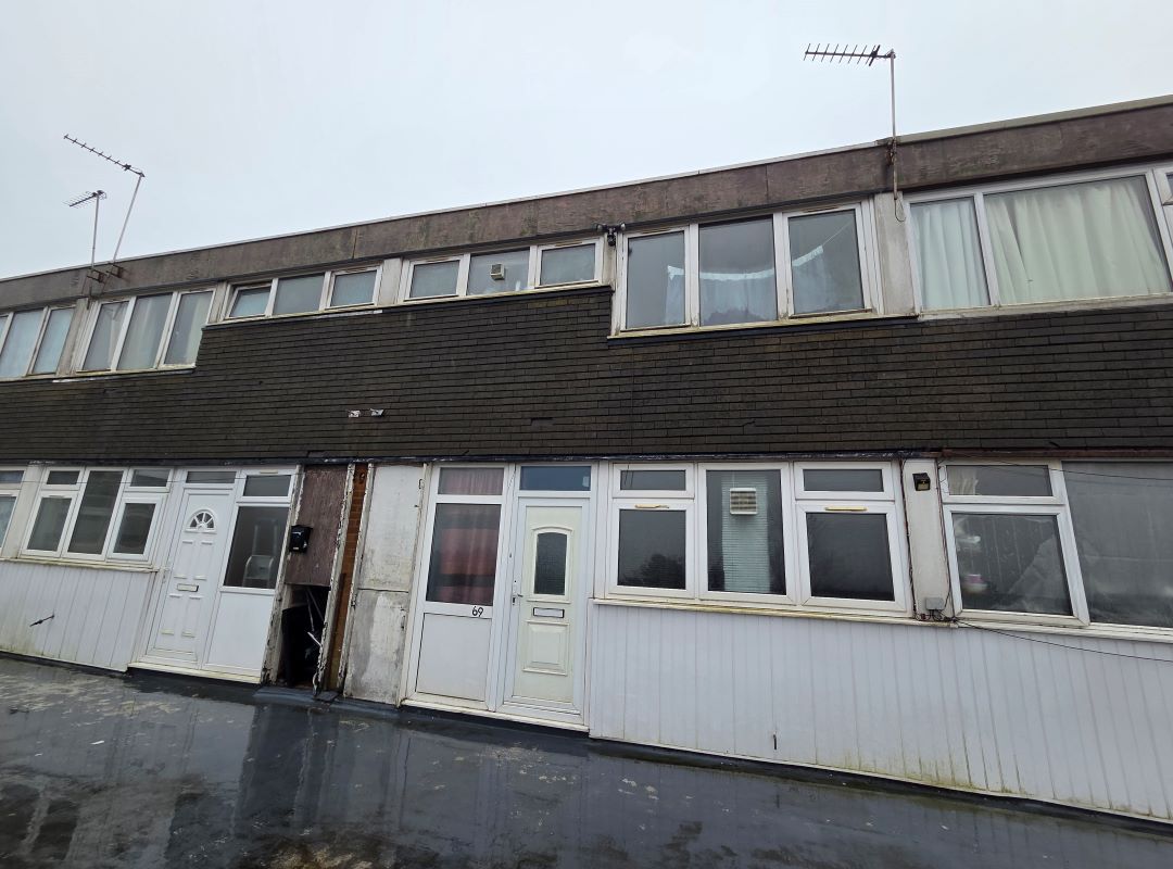 69 Wheatsheaf Road, Tividale, Oldbury, West Midlands, B69 1SL