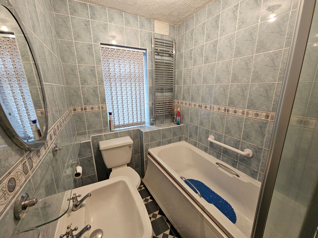 80 Arlington Road, Warstock, Birmingham, West Midlands, B14 4QE