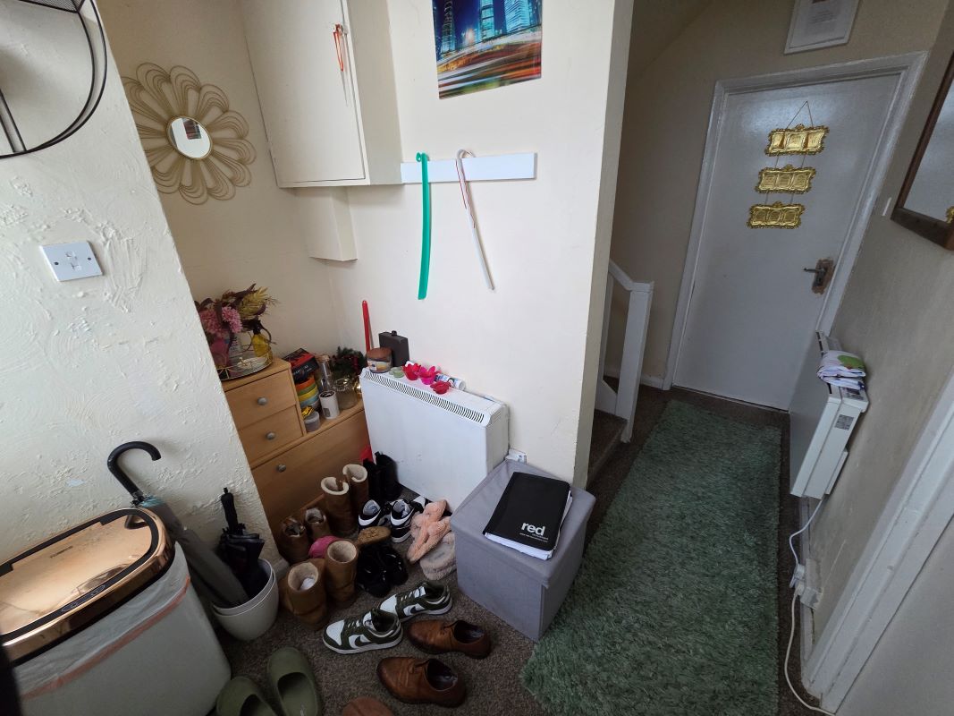 69B Wheatsheaf Road, Tividale, Oldbury, West Midlands, B69 1SL