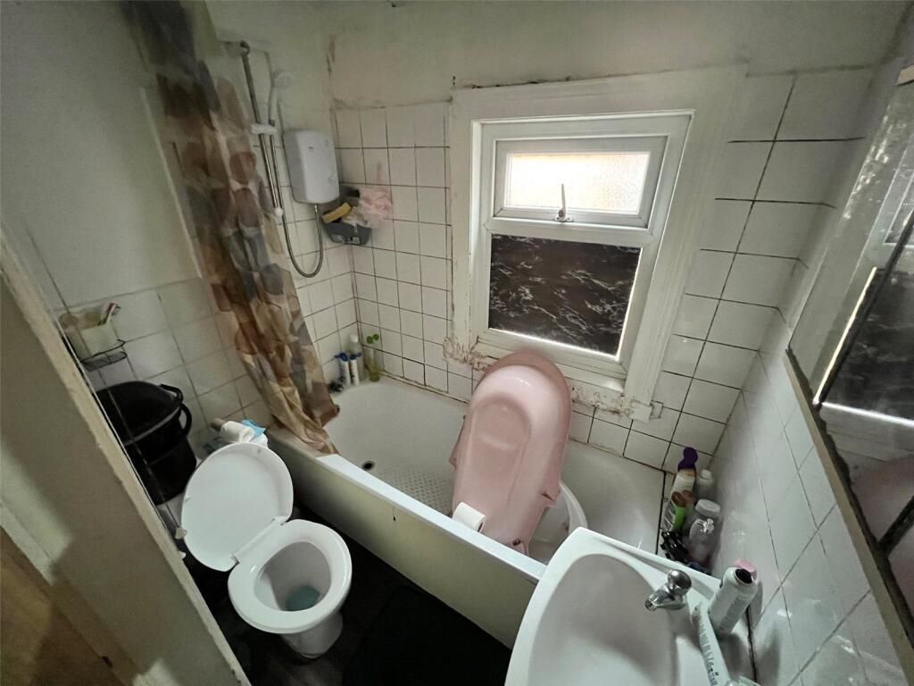 488 Warwick Road, Tyseley, Birmingham, West Midlands, B11 2HP