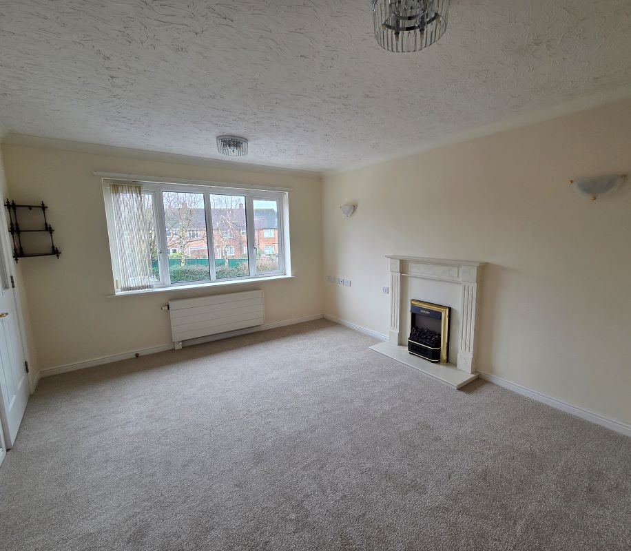 Apartment 36 Kingsford Court, 125 Ulleries Road, Solihull, West Midlands, B92 8DT