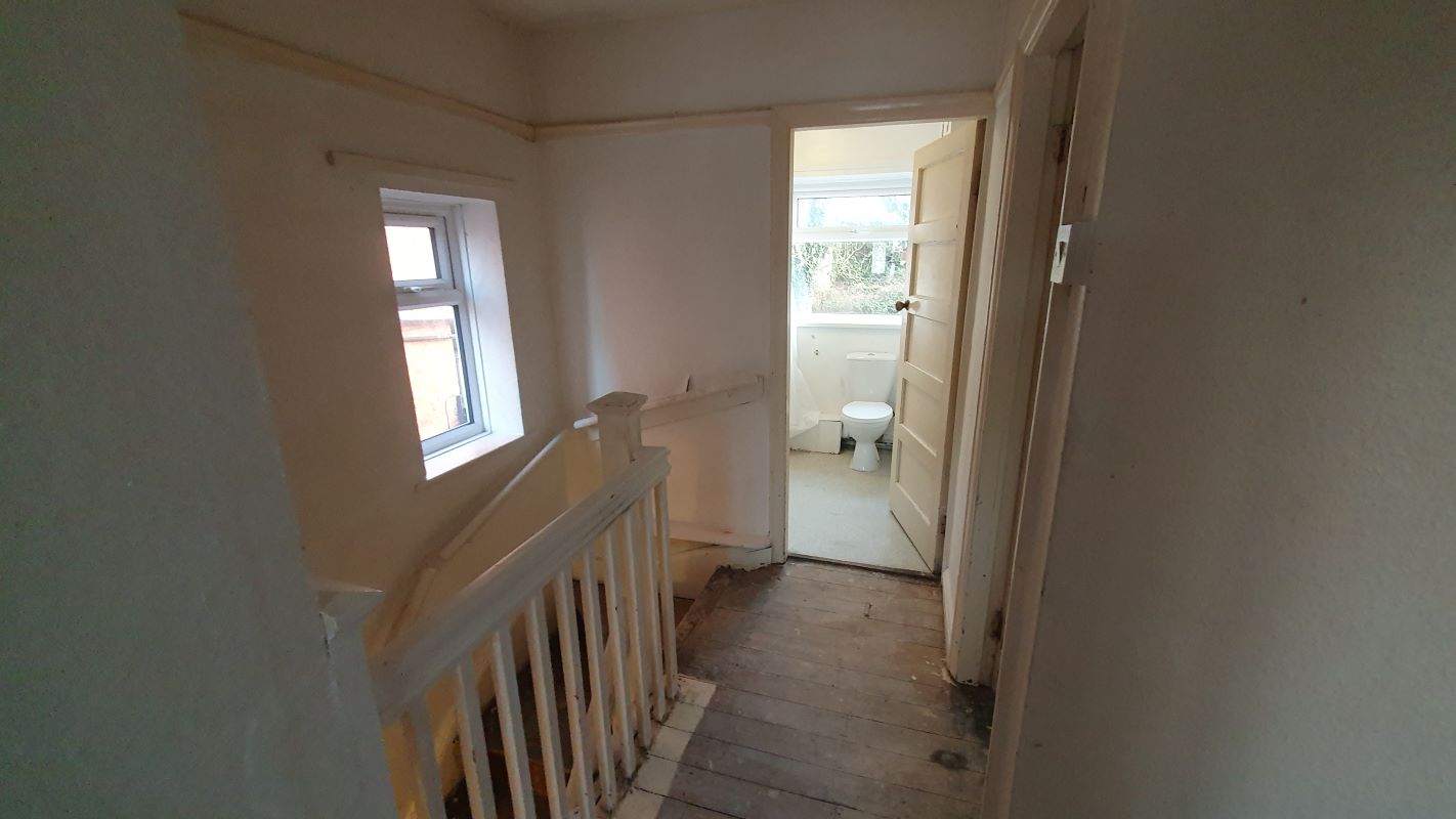 40 Valley Road, Lye, Stourbridge, West Midlands, DY9 8JE