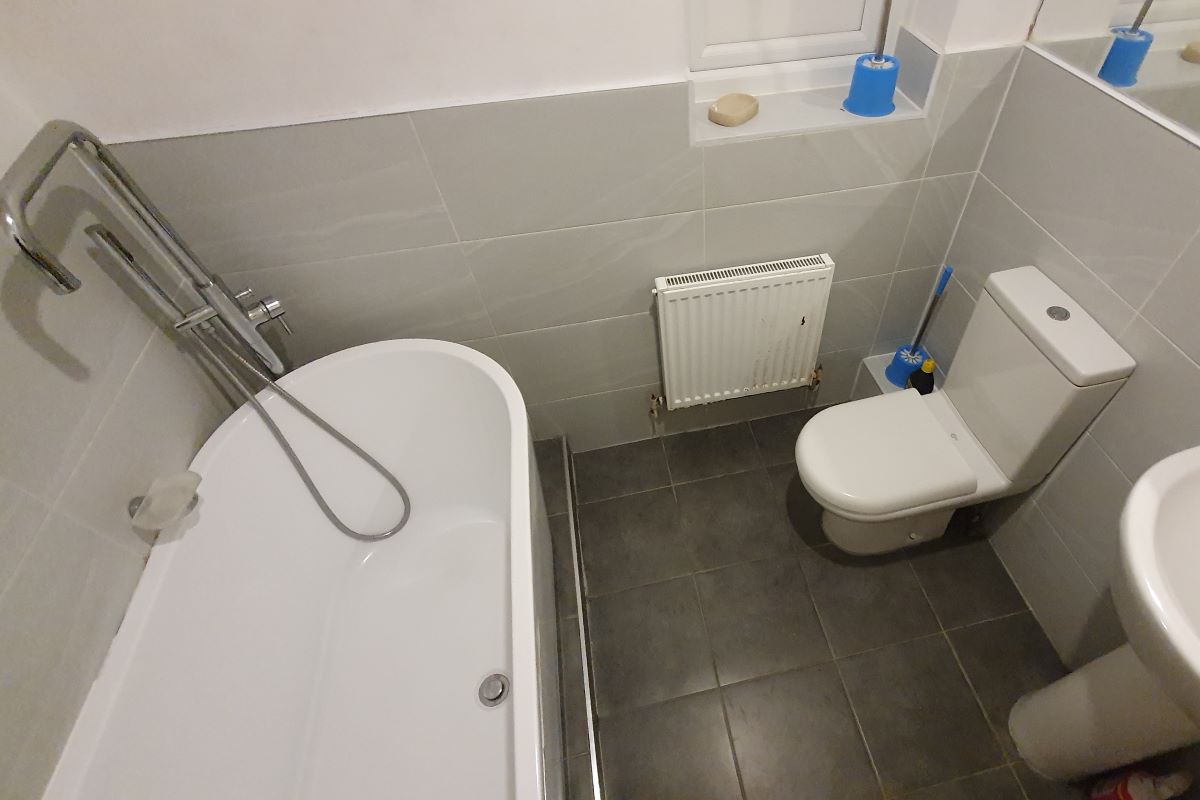 5 The Hedgerows, Shortbutts Lane, Lichfield, Staffordshire, WS14 9BU